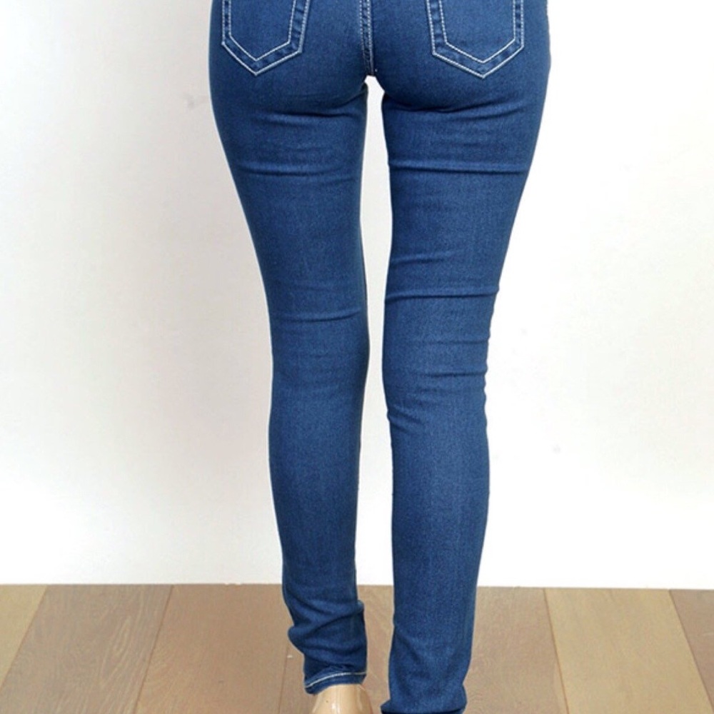 Dark Wash Skinny Jeans - Picture 3 of 4